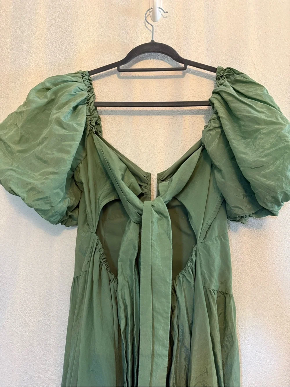Abercrombie & Fitch Sage Green Puff-Sleeve Maxi Dress